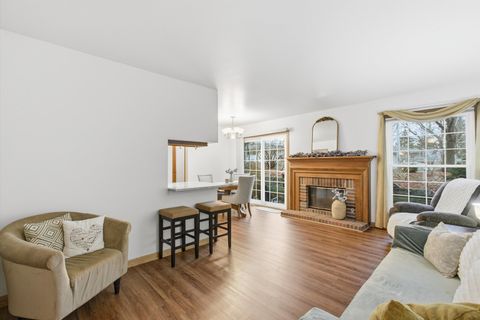 Tiny photo for 14747 Lakeview Drive, Orland Park, IL 60462 (MLS # 12537387)