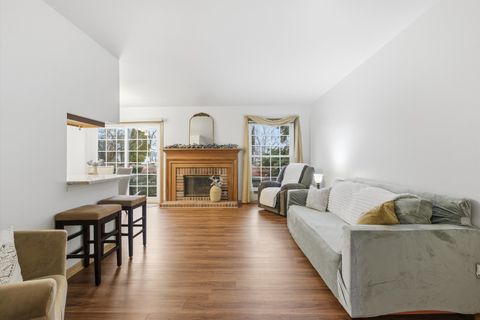 Tiny photo for 14747 Lakeview Drive, Orland Park, IL 60462 (MLS # 12537387)