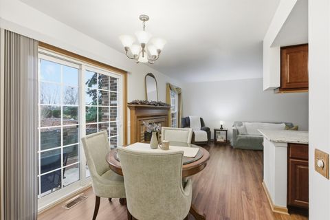 Tiny photo for 14747 Lakeview Drive, Orland Park, IL 60462 (MLS # 12537387)