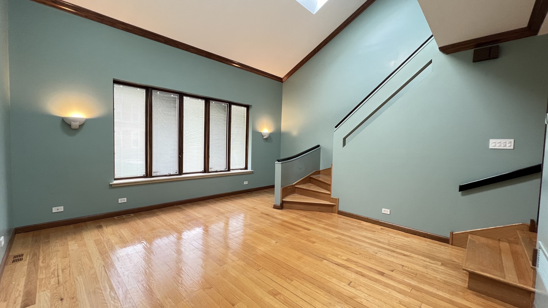 3416 S Wallace Street