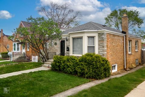 10605 S Troy Street Chicago IL 60655
