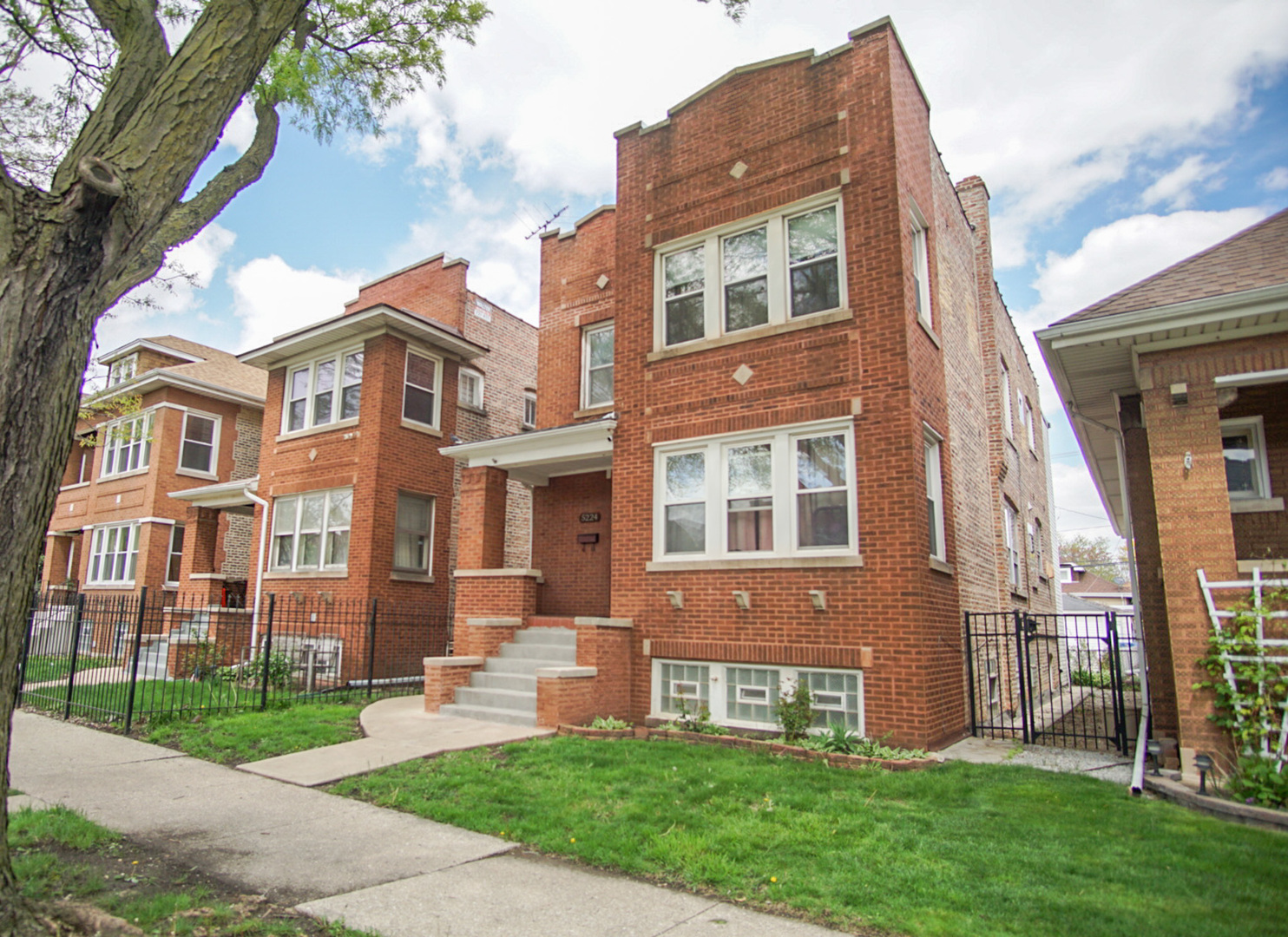 5224 W Deming Place