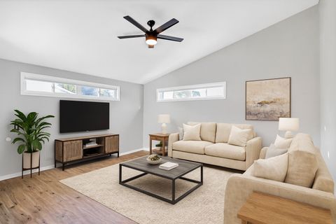 Tiny photo for 803 Forest Drive, Streamwood, IL 60107 (MLS # 12473601)