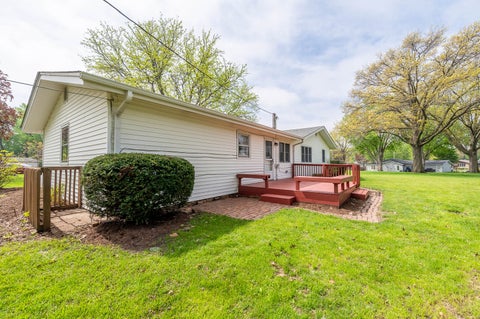 Tiny photo for 8 Candlewick Court, North Aurora, IL 60542 (MLS # 12628310)