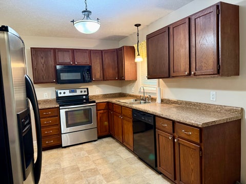 Tiny photo for 1109 S Court Street, Marion, IL 62959 (MLS # 12703285)