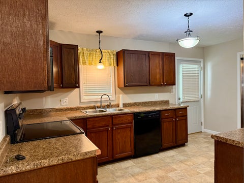 Tiny photo for 1109 S Court Street, Marion, IL 62959 (MLS # 12703285)