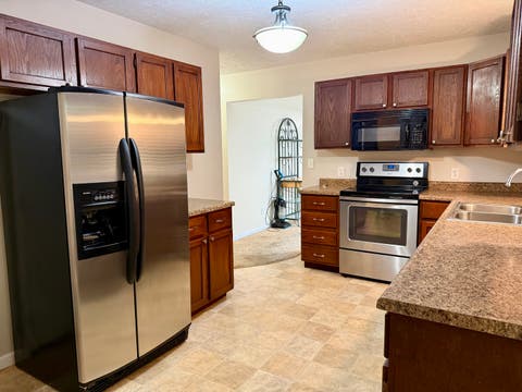 Tiny photo for 1109 S Court Street, Marion, IL 62959 (MLS # 12703285)