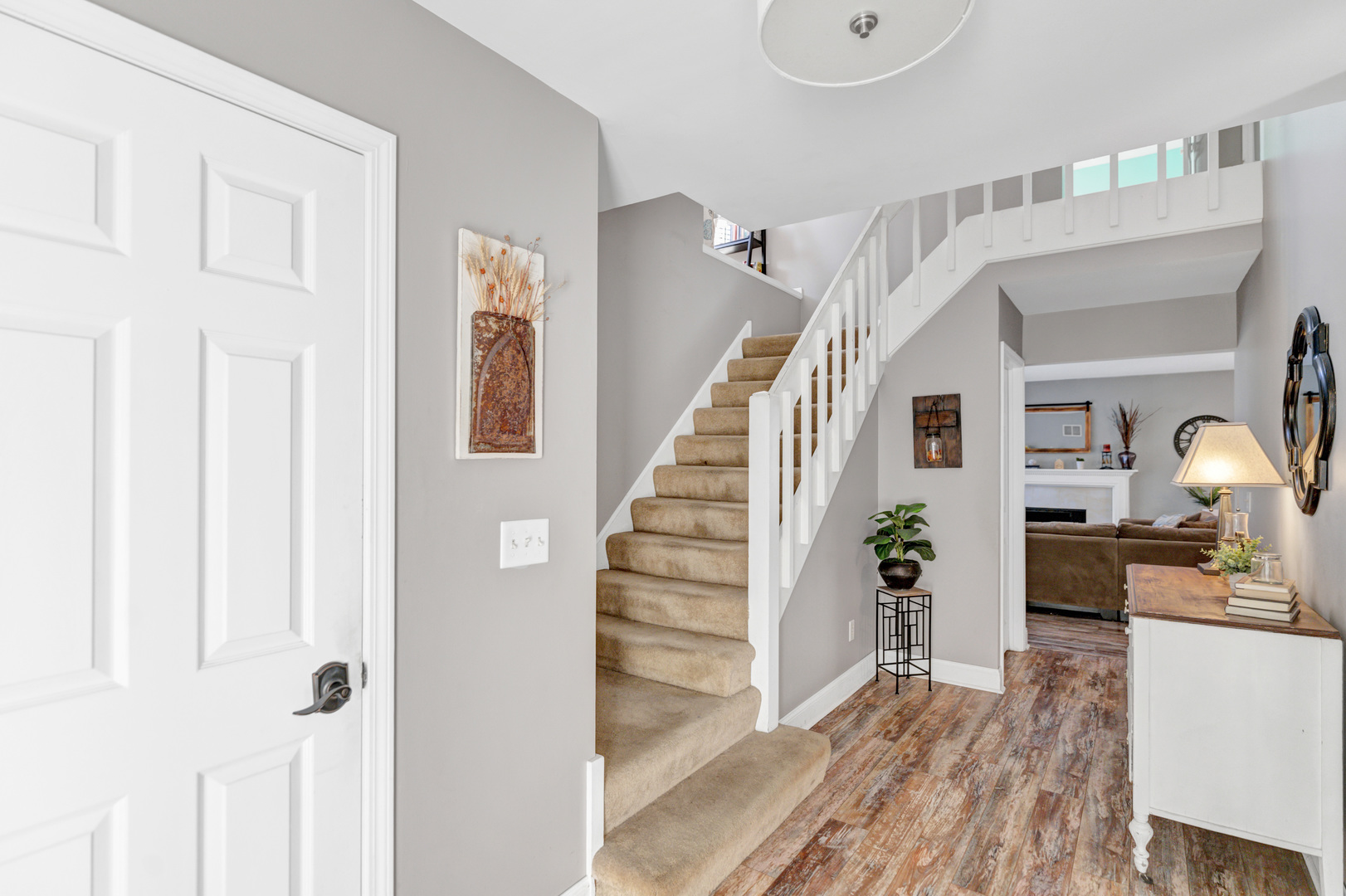 1527 Kirkwood Drive 1527