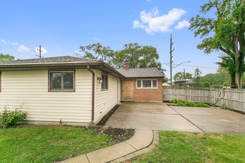 Tiny photo for 17303 Chicago Avenue, Lansing, IL 60438 (MLS # 12500861)