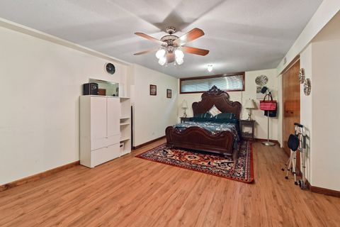 Tiny photo for 351 S Dominion Drive, Wood Dale, IL 60191 (MLS # 12514678)
