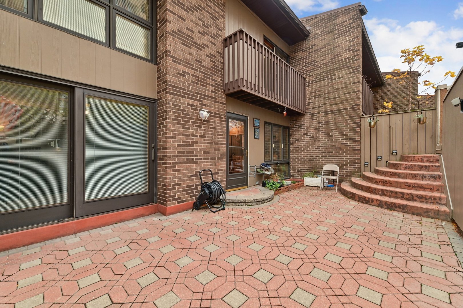 351 S Dominion Drive