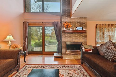 Tiny photo for 351 S Dominion Drive, Wood Dale, IL 60191 (MLS # 12514678)