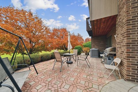 Tiny photo for 351 S Dominion Drive, Wood Dale, IL 60191 (MLS # 12514678)