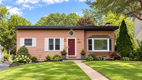 Photo of 1161 S Edgewood Avenue, Lombard, IL 60148 (MLS # 12758922)