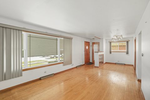 Tiny photo for 12732 S Laflin Street, Calumet Park, IL 60827 (MLS # 12486003)