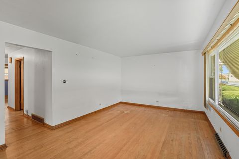 Tiny photo for 12732 S Laflin Street, Calumet Park, IL 60827 (MLS # 12486003)