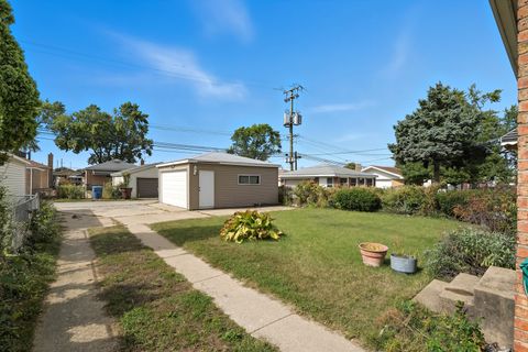 Tiny photo for 12732 S Laflin Street, Calumet Park, IL 60827 (MLS # 12486003)