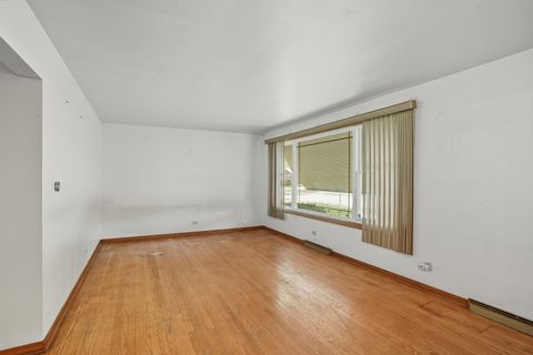 Tiny photo for 12732 S Laflin Street, Calumet Park, IL 60827 (MLS # 12486003)