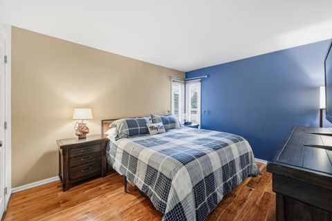 Tiny photo for 1821 Pebble Beach Circle #1, Elk Grove Village, IL 60007 (MLS # 12585328)