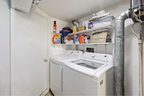 Tiny photo for 1821 Pebble Beach Circle #1, Elk Grove Village, IL 60007 (MLS # 12585328)