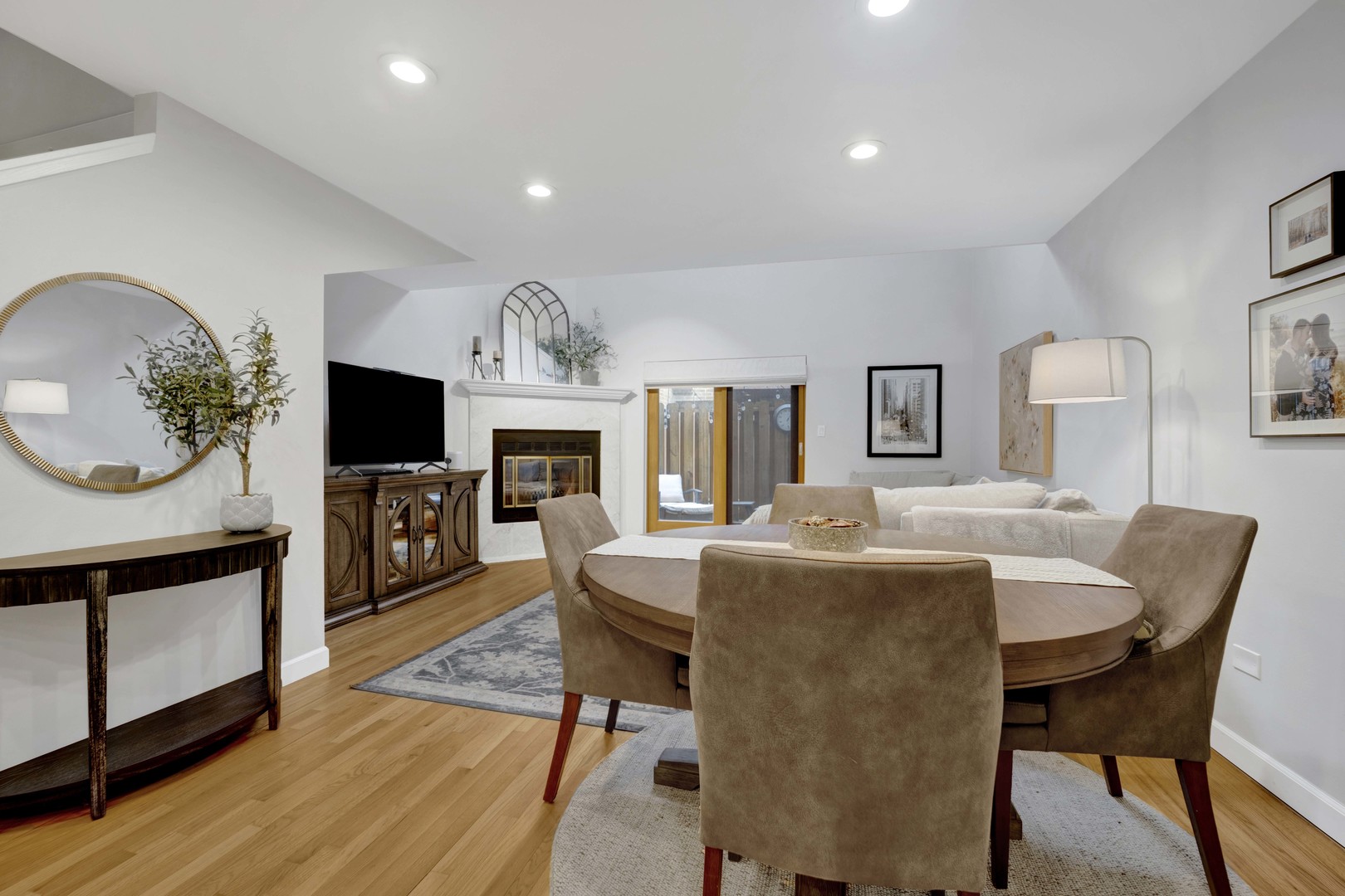 1859 N Dayton Street H