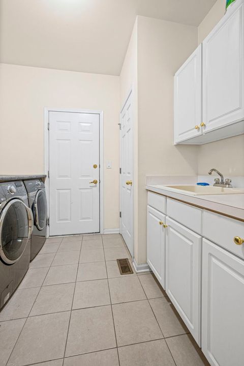 Tiny photo for 2188 Avalon Drive, Buffalo Grove, IL 60089 (MLS # 12650185)