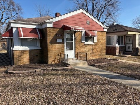 12509 S Elizabeth Street Calumet Park IL 60827