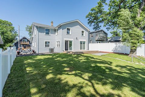 Tiny photo for 33670 N Lake Shore Drive, Grayslake, IL 60030 (MLS # 12398628)