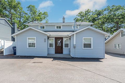 Tiny photo for 33670 N Lake Shore Drive, Grayslake, IL 60030 (MLS # 12398628)