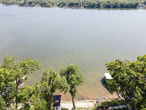 Tiny photo for 33670 N Lake Shore Drive, Grayslake, IL 60030 (MLS # 12398628)