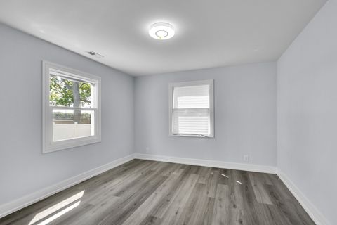 Tiny photo for 33670 N Lake Shore Drive, Grayslake, IL 60030 (MLS # 12398628)