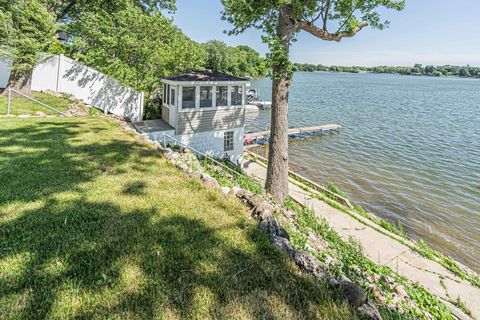 Tiny photo for 33670 N Lake Shore Drive, Grayslake, IL 60030 (MLS # 12398628)