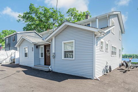 Tiny photo for 33670 N Lake Shore Drive, Grayslake, IL 60030 (MLS # 12398628)