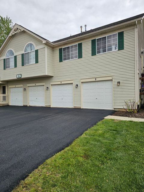 6 W Acorn Lane Lake In The Hills IL 60156