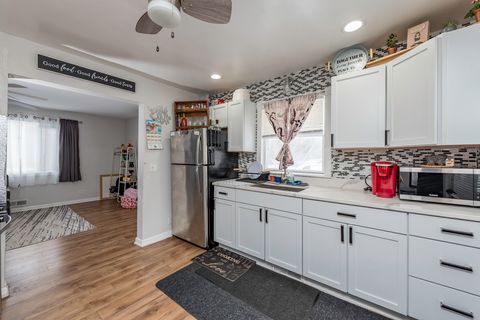 Tiny photo for 10383 W York House Road, Beach Park, IL 60087 (MLS # 12597373)