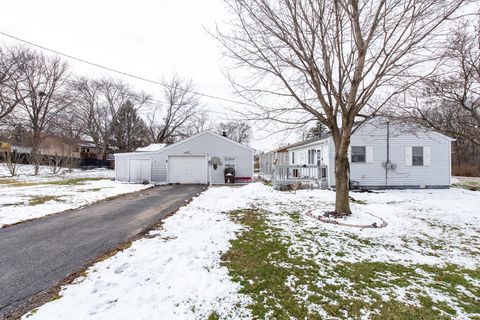 Tiny photo for 10383 W York House Road, Beach Park, IL 60087 (MLS # 12597373)