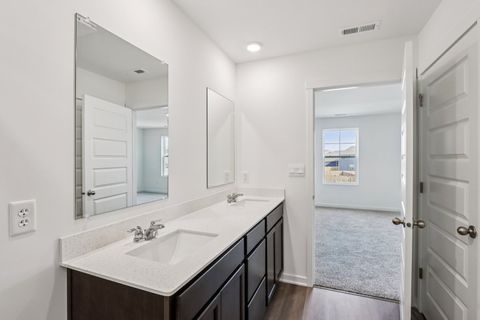 Tiny photo for 450 Vista Drive, Hampshire, IL 60140 (MLS # 12603267)