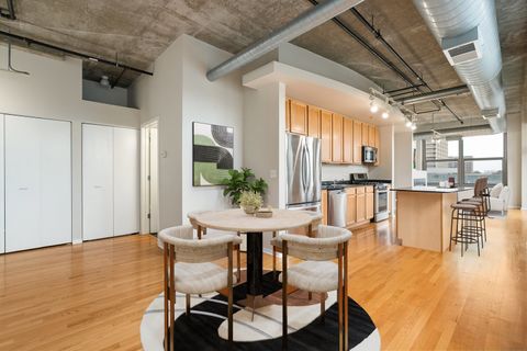 Tiny photo for 933 W Van Buren Street #516, Chicago, IL 60607 (MLS # 12517274)