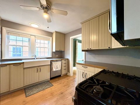 Tiny photo for 9210 S Trumbull Avenue, Evergreen Park, IL 60805 (MLS # 12510613)