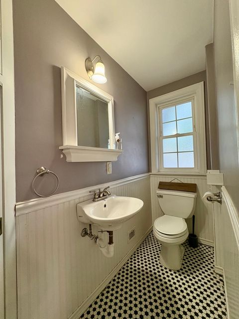 Tiny photo for 9210 S Trumbull Avenue, Evergreen Park, IL 60805 (MLS # 12510613)