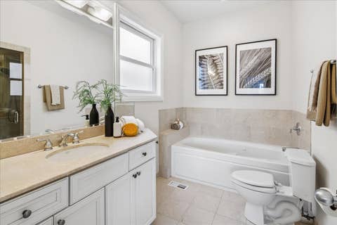 Tiny photo for 4728 N Malden Street #3N, Chicago, IL 60640 (MLS # 12706937)