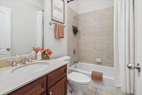 Tiny photo for 4728 N Malden Street #3N, Chicago, IL 60640 (MLS # 12706937)