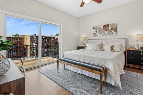 Tiny photo for 4728 N Malden Street #3N, Chicago, IL 60640 (MLS # 12706937)