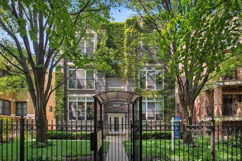 Photo of 4728 N Malden Street #3N, Chicago, IL 60640 (MLS # 12706937)