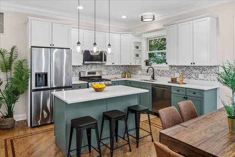 Tiny photo for 4728 N Malden Street #3N, Chicago, IL 60640 (MLS # 12706937)