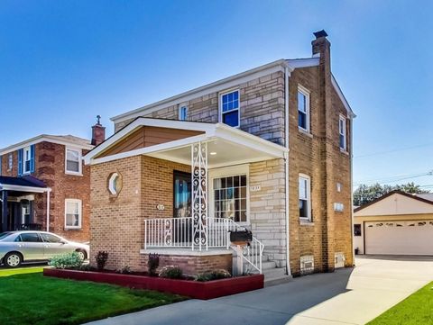 7835 W Berwyn Avenue Chicago IL 60656