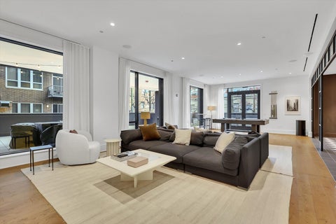 Tiny photo for 21 N May Street #501, Chicago, IL 60607 (MLS # 12646444)