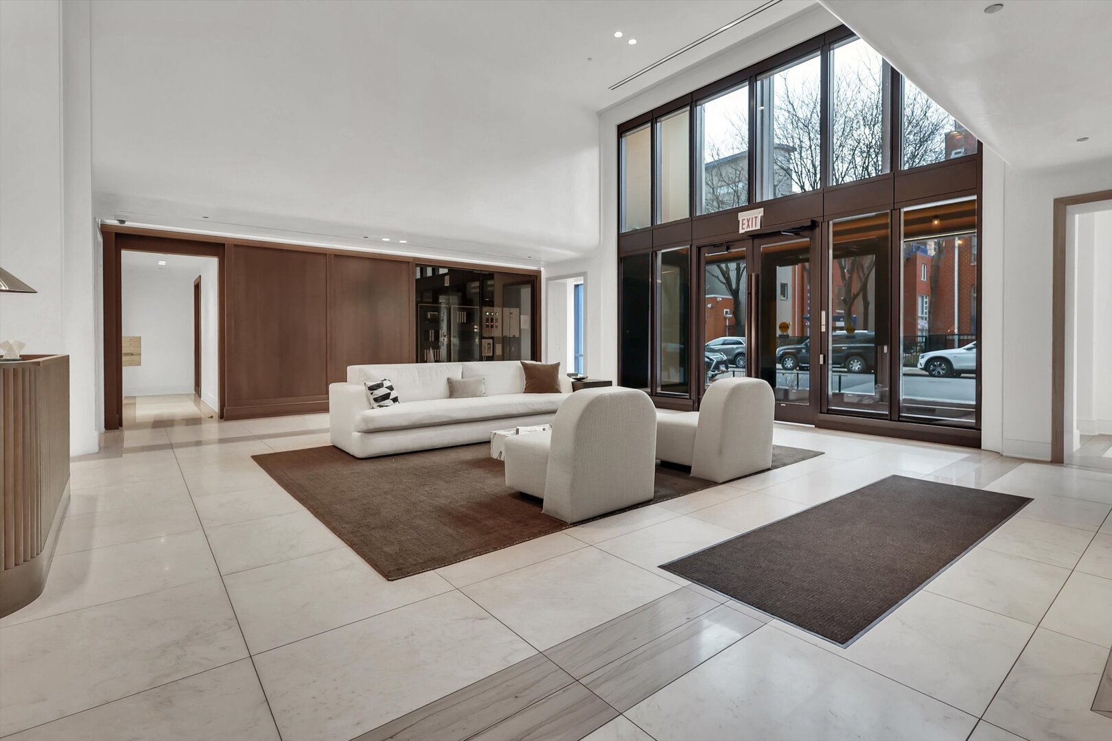 21 N May Street 501