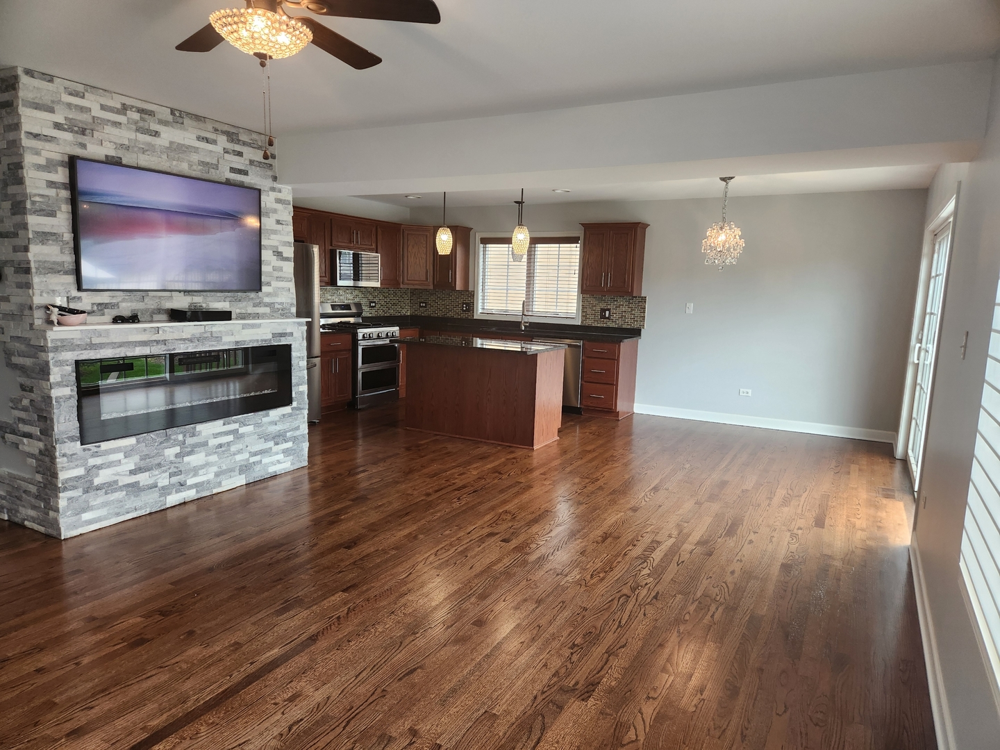 9434 Rich Lane