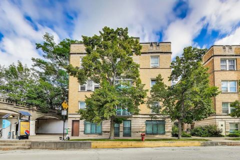 Tiny photo for 1522 E 59th Street #2F, Chicago, IL 60637 (MLS # 12455031)